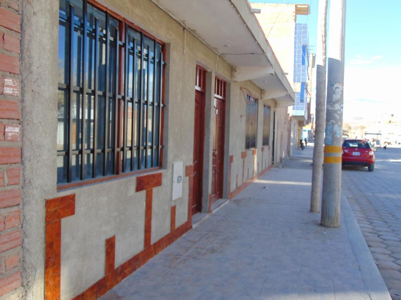 Hotel Eucalyptus Uyuni Exterior foto